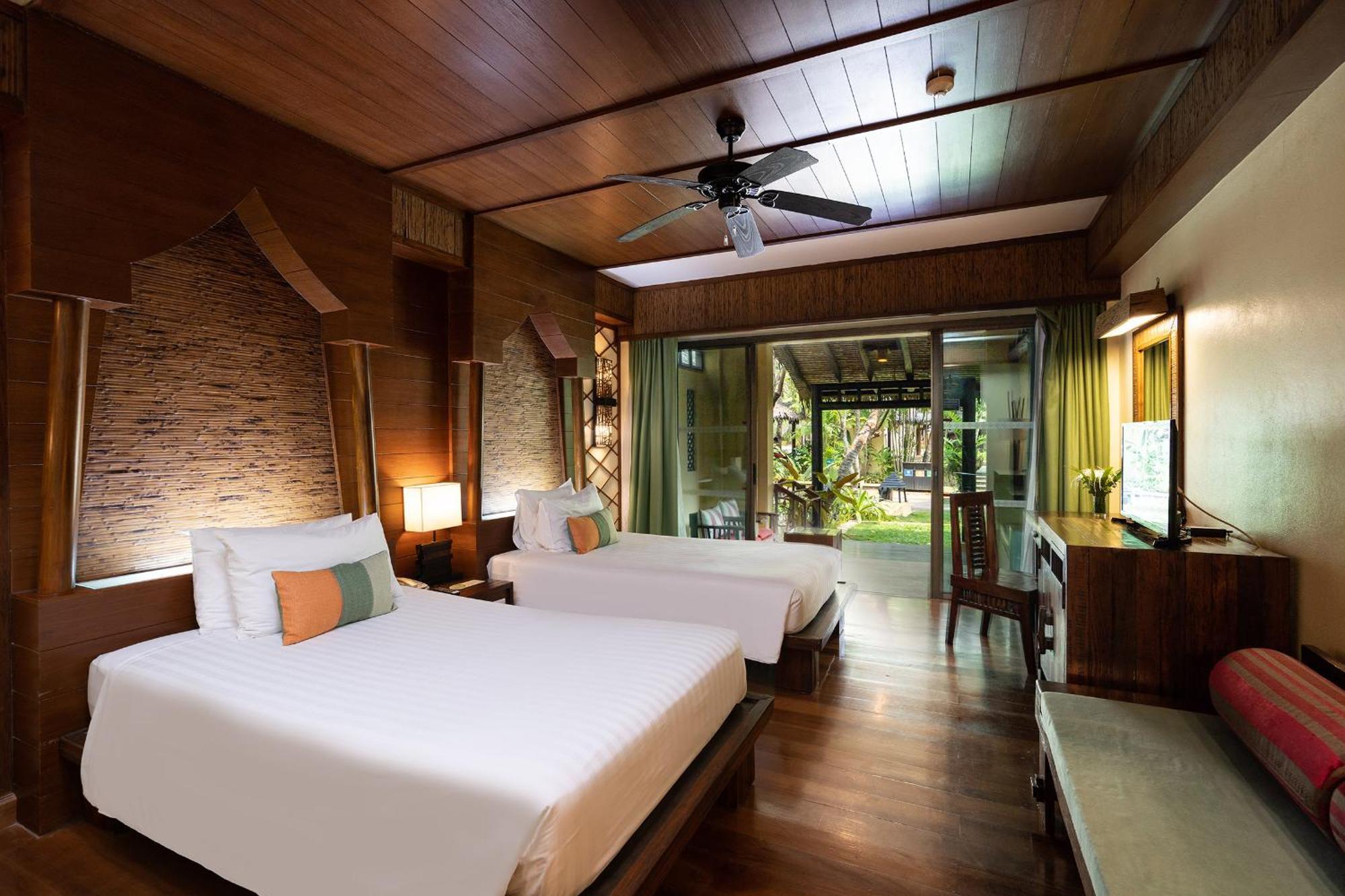 Centara Koh Chang Tropicana Resort מראה חיצוני תמונה