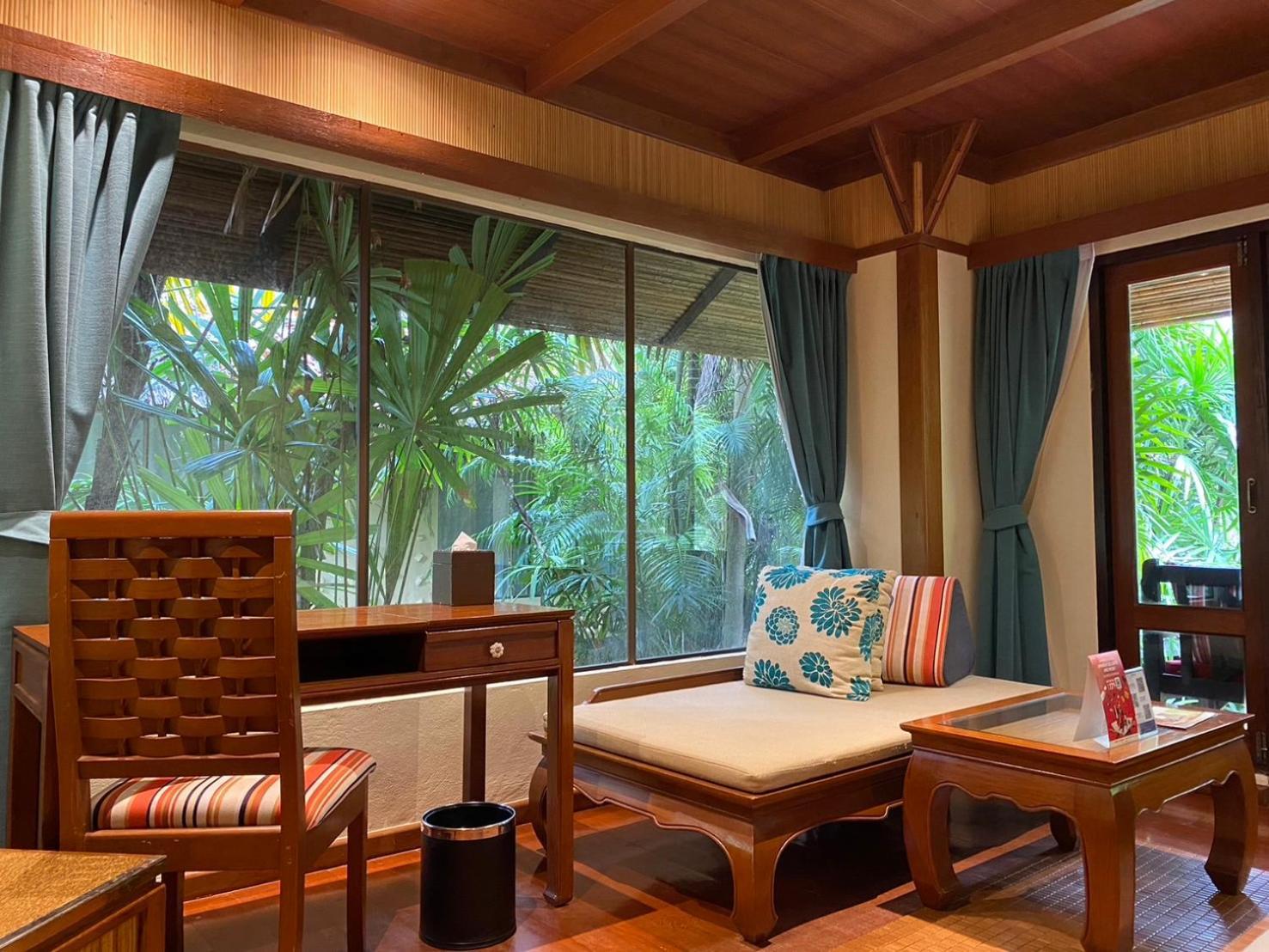 Centara Koh Chang Tropicana Resort מראה חיצוני תמונה